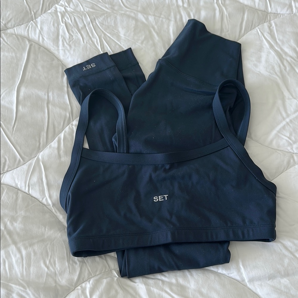 SET Active Navy Leggings and Sports Bra Set